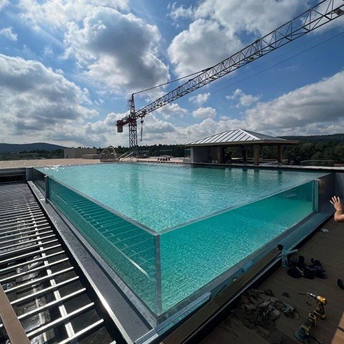 Outdoor Infinity Pool